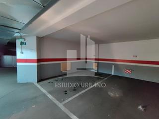 Parking coche en Vicente del bosque 32