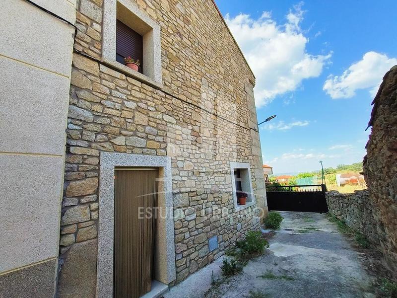 Foto 946abdfd-412f-4507-bb8b-ebcce89a9620. Haus mit heizung in Masueco