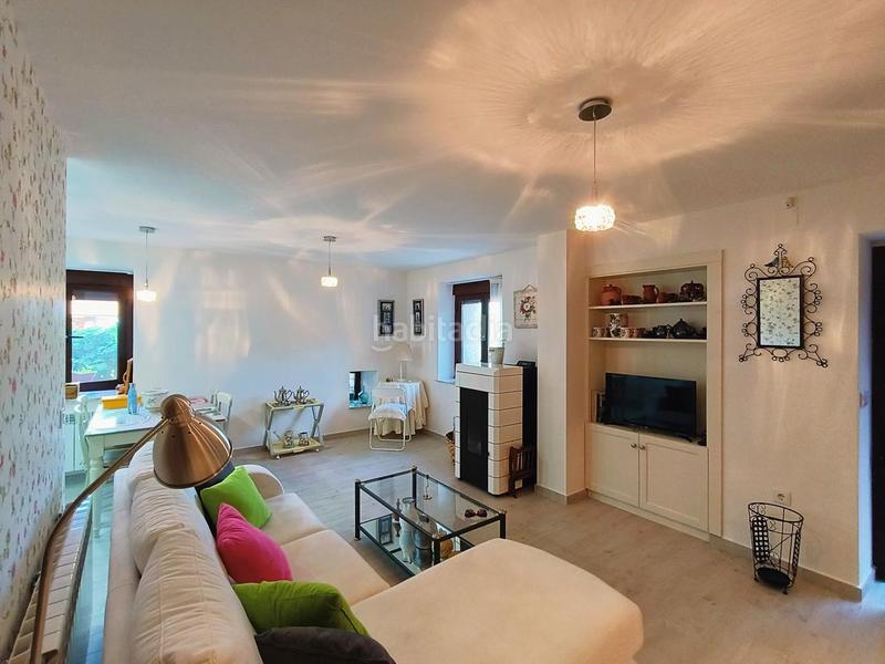 Foto edf5ae4c-9426-4096-9e5b-995914cfe326. Haus mit heizung in Masueco