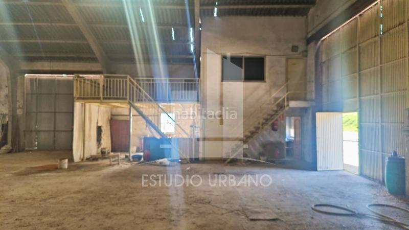 Foto f09ed2cf-cabf-4a88-bce0-f6e8bb7b5893. Bâtiment à usage industriel dans aldealengua 2 dans Cabrerizos