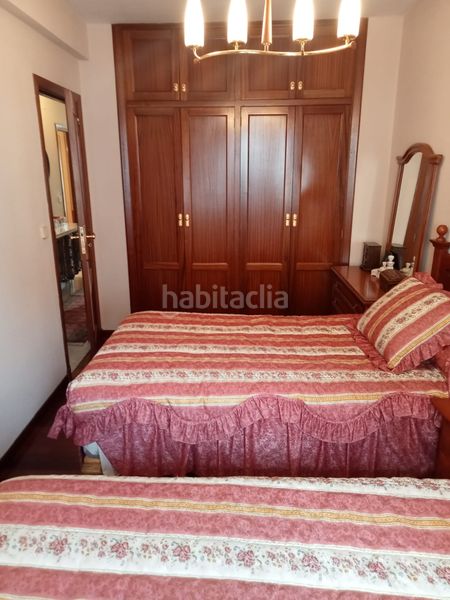 Foto 5afac0e6-2f52-4f7f-bf38-10bca6762a5b. Casa amb calefacció aparcament a Castiñeiriño - Cruceiro de Sar Santiago de Compostela