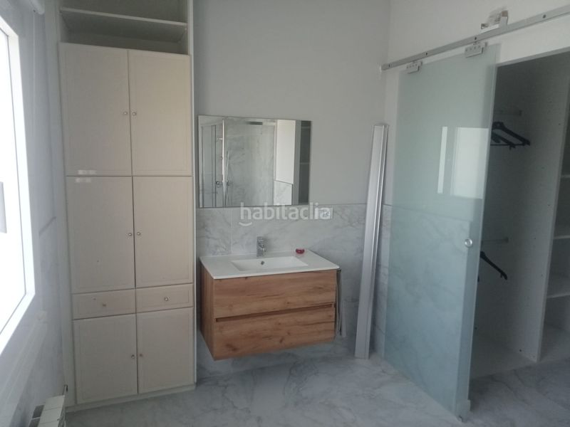 Foto 4e51bf50-7fe3-48b9-bd9e-7dda1ddcfac8. Location maison avec cheminée chauffage parking piscine dans Teo