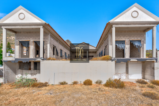 Chalet  N/a. 5 bedroom detached villa in roque del conde