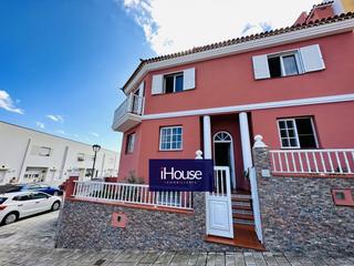 Casa adossada a Los Realejos pueblo. 1