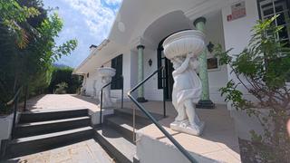 Casa a Las Cuevas - Los Gómez. Chalet independiente con piscina climatizada y estudio de invita