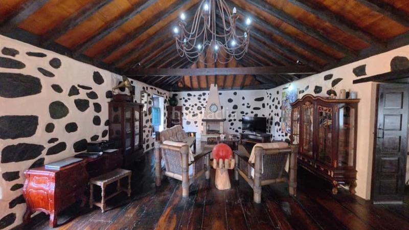 Foto 480df96b-8e79-4b2a-9855-42262717a632. Casa a Los Realejos pueblo Realejos (Los)