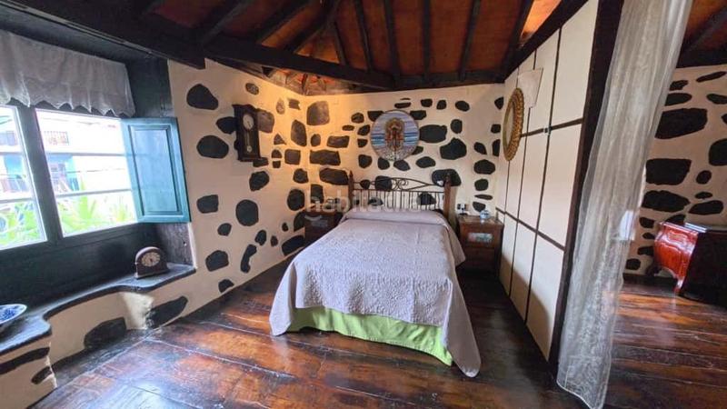 Foto d28f96fc-fb5f-487b-87ff-aec400358e06. Casa a Los Realejos pueblo Realejos (Los)