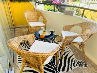 Apartament  Marques de villanueva del prado. Se vende apartamento en zona la paz!