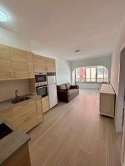 Apartament  Venezuela. Apartamento recin reformado en el edificio iberia