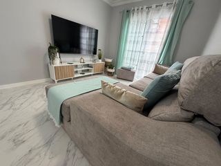 Pis  Nueva la vera. Piso totalmente reformado con garaje en las arenas