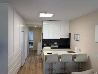 Lloguer Estudi  Venezuela. Estudio en alquiler en palmera playa