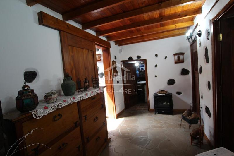 Foto 9782f68e-d928-472a-970d-735a1c337565. Masia amb aparcament a Tamaimo - Arguayo Santiago del Teide