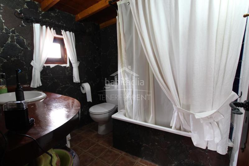 Foto c3f47838-382a-4766-99f2-ffdb3ac41f7d. Masia amb aparcament a Tamaimo - Arguayo Santiago del Teide