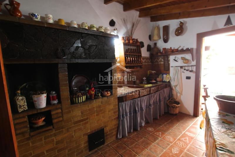 Foto d30f1a35-92e8-4a78-98bf-7d7a2661b1a9. Masia amb aparcament a Tamaimo - Arguayo Santiago del Teide