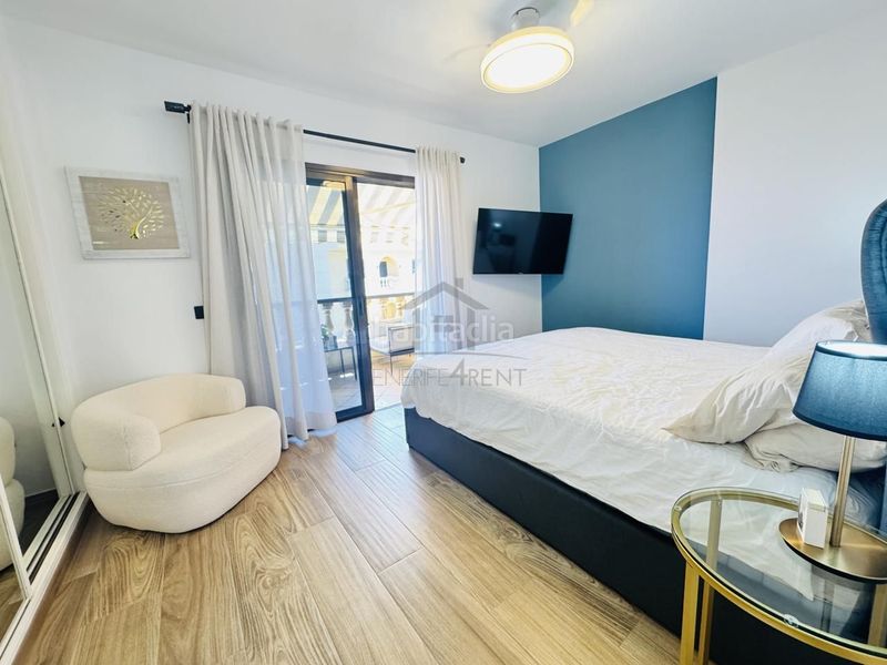 Foto 5d0b5ee2-f512-49b2-b2a9-8a3d911a4be5. Casa amb aparcament a Costa del Silencio Arona