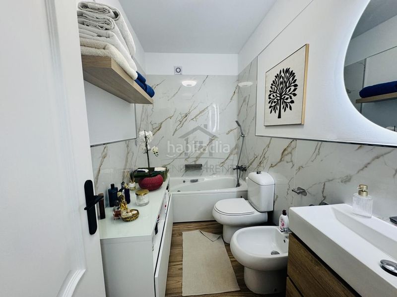 Foto c4a3b874-e7f2-4bd3-abad-56699d16eb2e. Casa amb aparcament a Costa del Silencio Arona