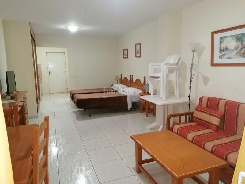 Foto 0040098a-413d-40e5-869a-8c2404cb0f8c. Estudi amb piscina a Costa del Silencio Arona