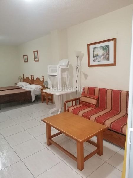 Foto 32f2504e-7cc4-444d-9b18-ae172ff76711. Estudi amb piscina a Costa del Silencio Arona