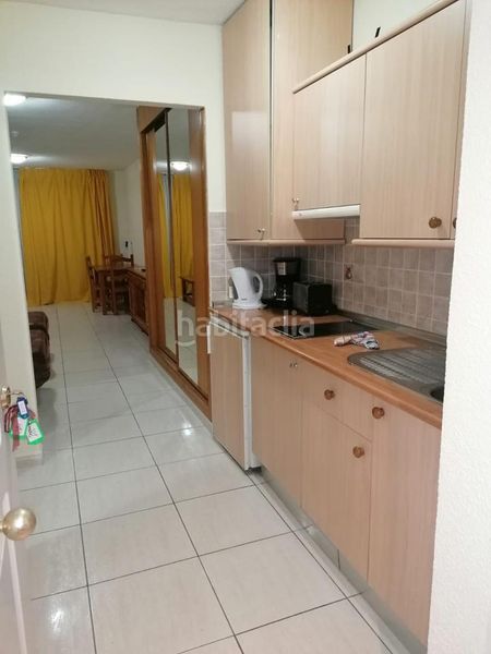 Foto a9db4b56-5cf1-49fa-ab4e-72c8c79b98ed. Estudi amb piscina a Costa del Silencio Arona