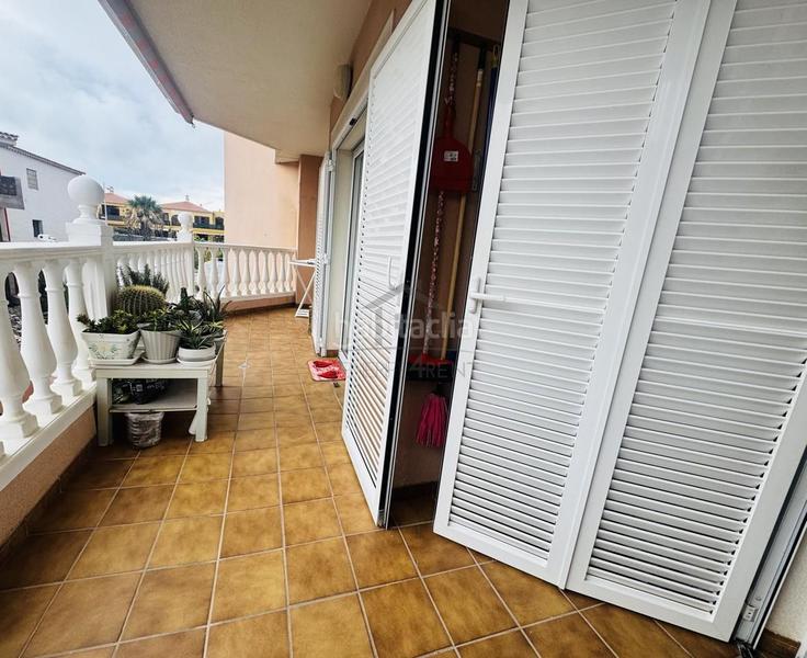 Foto 5776f029-f5e8-4655-93c9-9eff9403fbd5. Piccolo appartamento con piscina in Costa del Silencio Arona