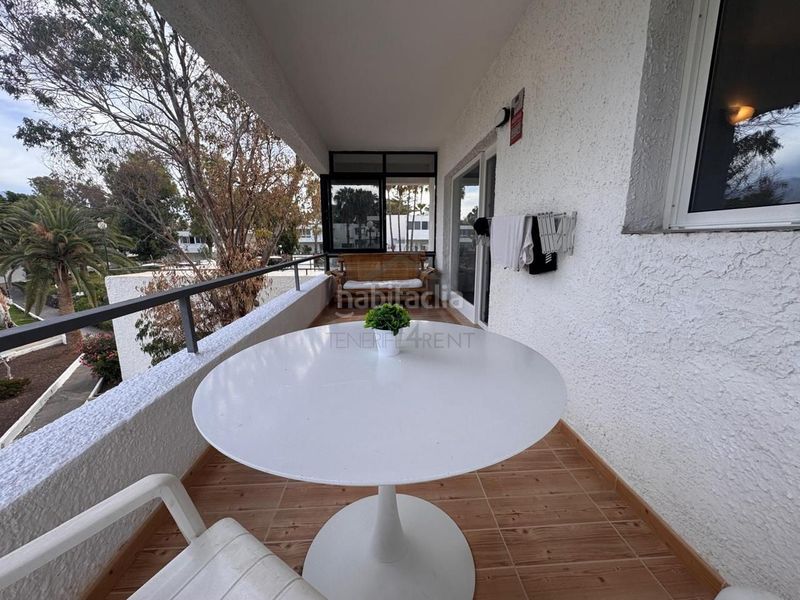 Foto b963ac43-da4d-4510-b9ce-933922ed6ff4. Apartament amb piscina a Costa del Silencio Arona