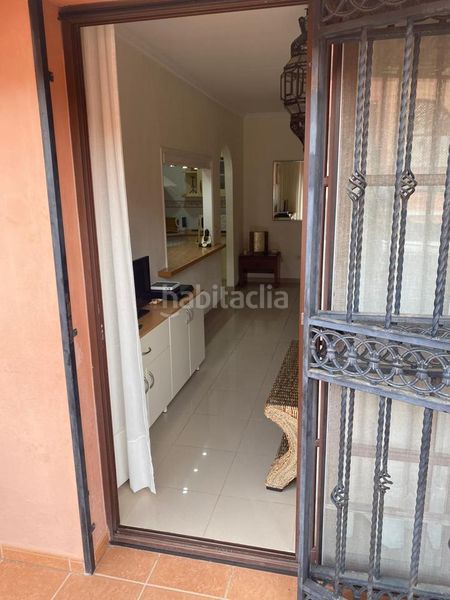 Foto 00f3396f-c51b-4c4c-90ea-1cd32eb9e4f6. Apartament amb aparcament piscina a Costa del Silencio Arona