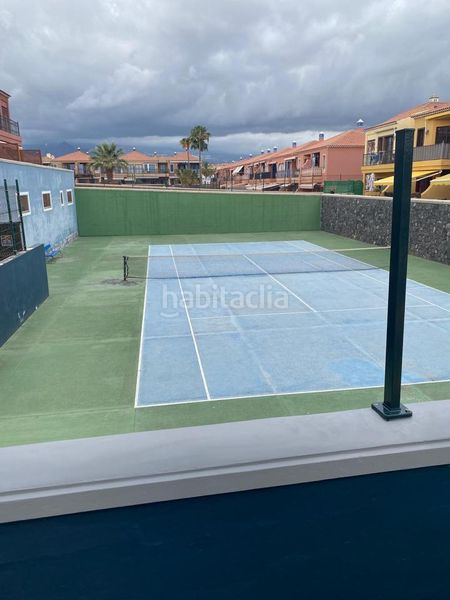 Foto 52b9e385-3353-4dfc-9196-5a8d5e58fe01. Apartament amb aparcament piscina a Costa del Silencio Arona