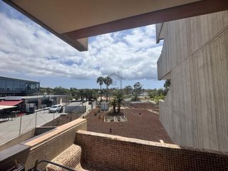 Apartament a Avenida Fernando Salazar González