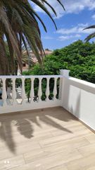 Apartament a Avenida José Antoni Tavio