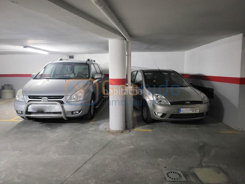 Foto 09f659ac-1b9e-4cad-9133-03eebc3912ec. Maison jumelée avec chauffage parking dans Sector Plaza de Toros Segovia