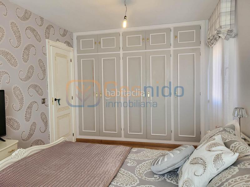 Foto 6d3c8809-f432-4cff-a686-58086cb64211. Maison jumelée avec chauffage parking dans Sector Plaza de Toros Segovia