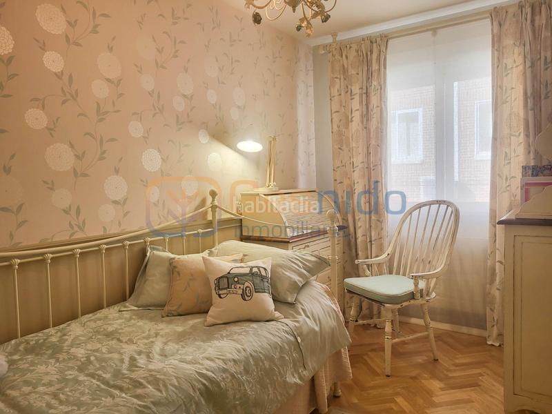 Foto b38e626b-7395-4704-b44c-84f9849c2af2. Maison jumelée avec chauffage parking dans Sector Plaza de Toros Segovia