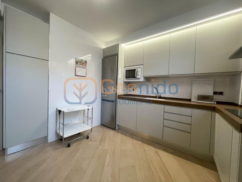 Foto 3c06c6e5-9b61-465d-87fa-4ade0203c643. Location appartement dans Centro Segovia
