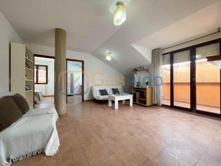 Appartement à Torrecaballeros. Piso en torrecaballeros segovia de 2 dormitorios, garaje, ascens