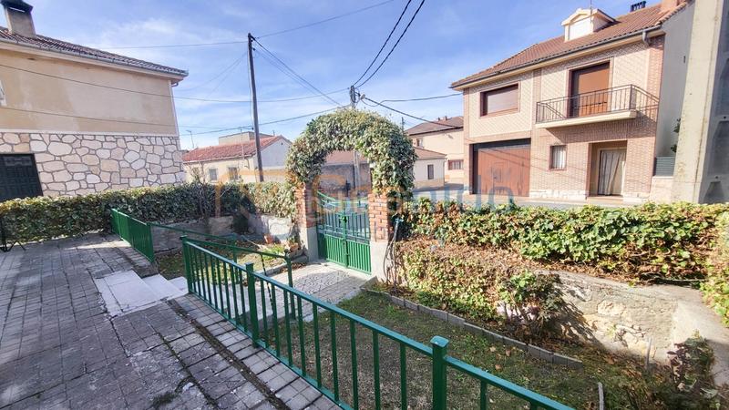 Foto 6ab6f1be-efb6-48f0-b4df-67d73e87d2dd. Maison avec chauffage parking dans Área Rural Segovia