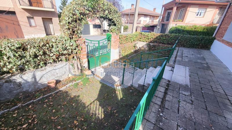 Foto a8981423-b48a-4ce6-ac66-f2b5f64202c9. Maison avec chauffage parking dans Área Rural Segovia