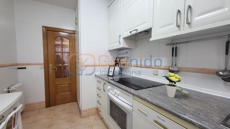 Foto b0609357-b7a3-4725-951f-22509c73213a. Appartement avec chauffage dans Sector Plaza de Toros Segovia