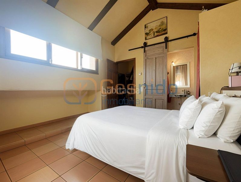Foto d01cbdfe-2e81-4bb8-9277-6d6f2cb67047. Chalet  individual segovia de 6 dormitorios, 3 baños y amplio jardín en Basardilla