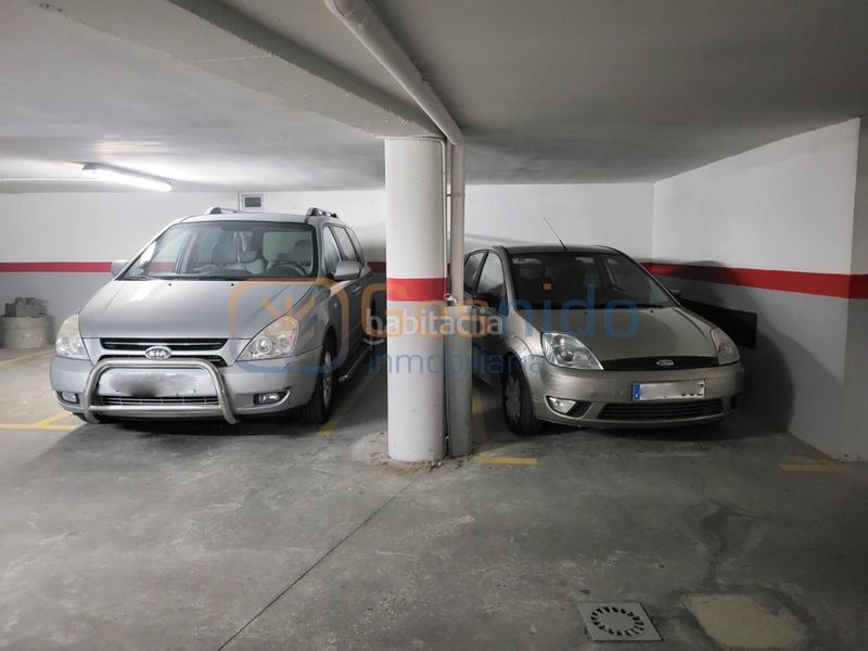 Foto af8be8dc-46d1-4a57-a1be-ce4b8e73e9b4. Maison jumelée avec chauffage parking dans Sector Plaza de Toros Segovia