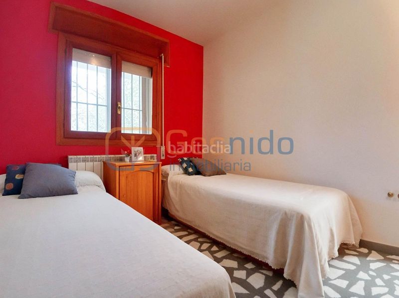 Foto 5d580017-0b92-4b59-92ca-424c8b8151a7. Casa amb calefacció aparcament a Sotosalbos