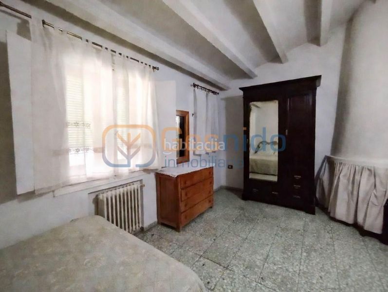Foto a900889f-6251-4d9f-a18c-180f4b927029. Casa amb calefacció aparcament a Torrecaballeros
