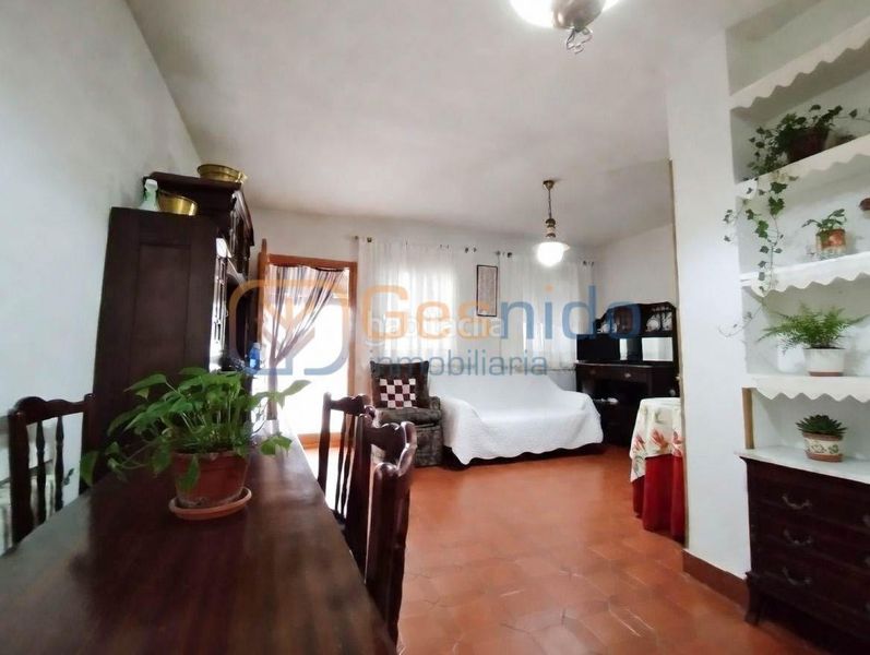 Foto f44cf1b4-3d64-4751-b3b3-50427e731fd9. Casa amb calefacció aparcament a Torrecaballeros