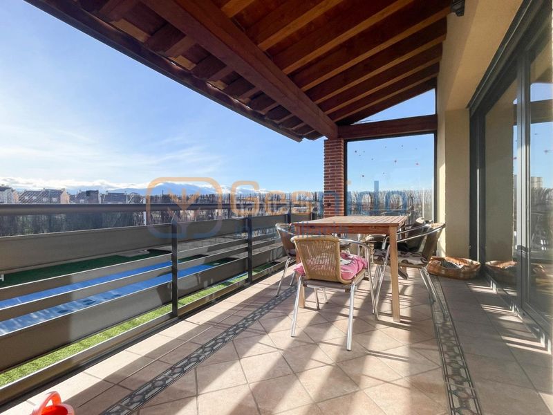 Foto 6c498078-9850-41c0-b382-99e7e7b5af07. House with heating parking in Lastrilla (La)
