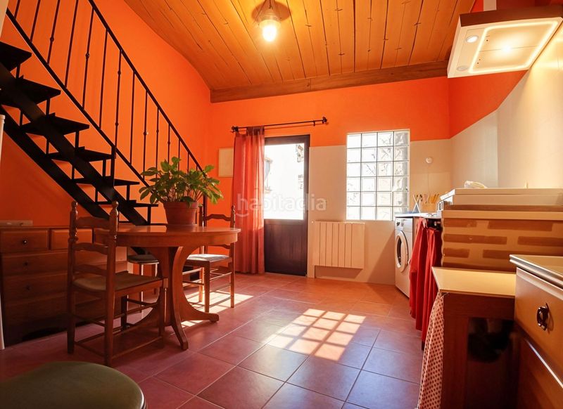 Foto b97e9a22-3756-4b3c-8a1d-2c5914669a74. Casa a Santa María la Real de Nieva