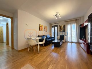 Affitto Appartamento in El Cerro - Ctra. De San Rafael. Piso en alquiler seminuevo en ct villascastin segovia de dos dor