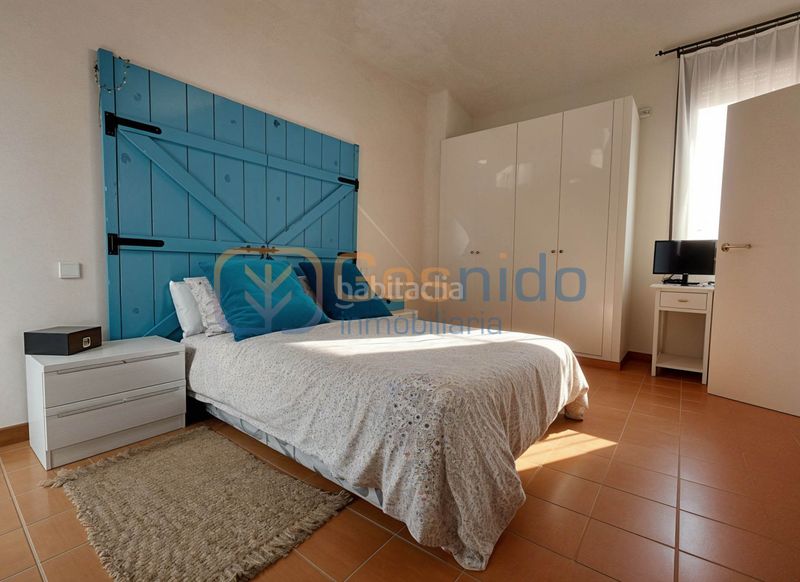 Foto c8d12779-9da0-4bd1-8c2f-bd6519091410. Casa adossada amb calefacció a Quintana Redonda