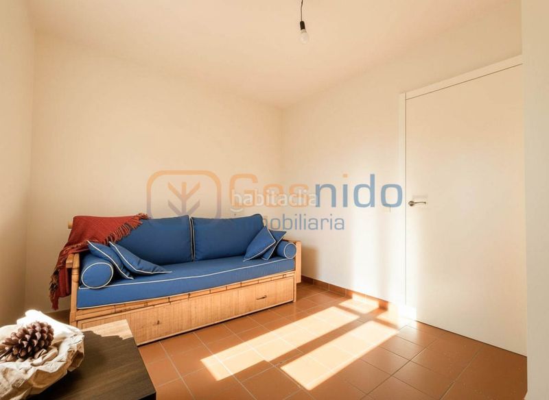 Foto d242ac34-2297-4470-b058-7133b689cafb. Casa adossada amb calefacció a Quintana Redonda