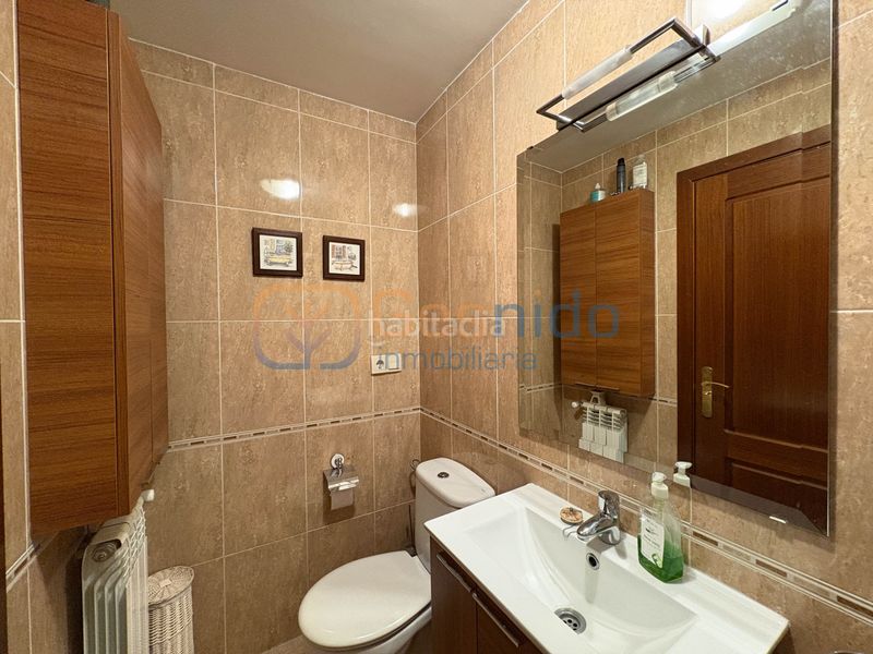 Foto a23a4a13-b029-4fdb-bea9-6f355cdb3937. Location appartement avec chauffage parking dans Centro Segovia