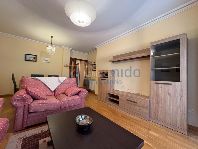 Foto f52c3508-f461-413a-8889-adcd4182e937. Location appartement avec chauffage parking dans Centro Segovia