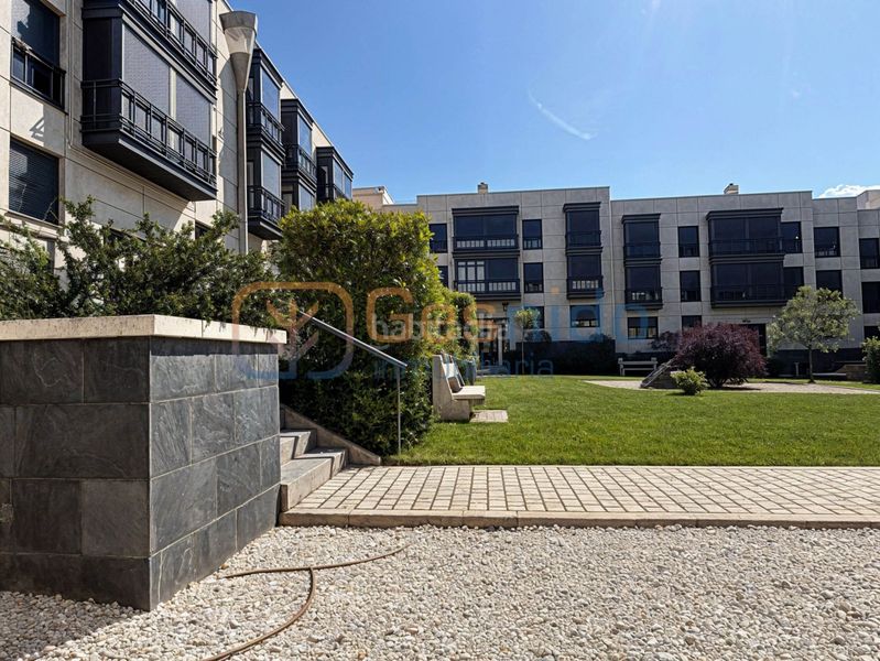 Foto 7049ca04-6dd9-461e-bcb3-8cb27961d4c0. Flat with heating parking in José Zorrilla - Padre Claret Segovia